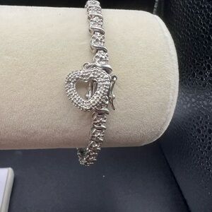 Elegant 925 Silver Heart Bracelet